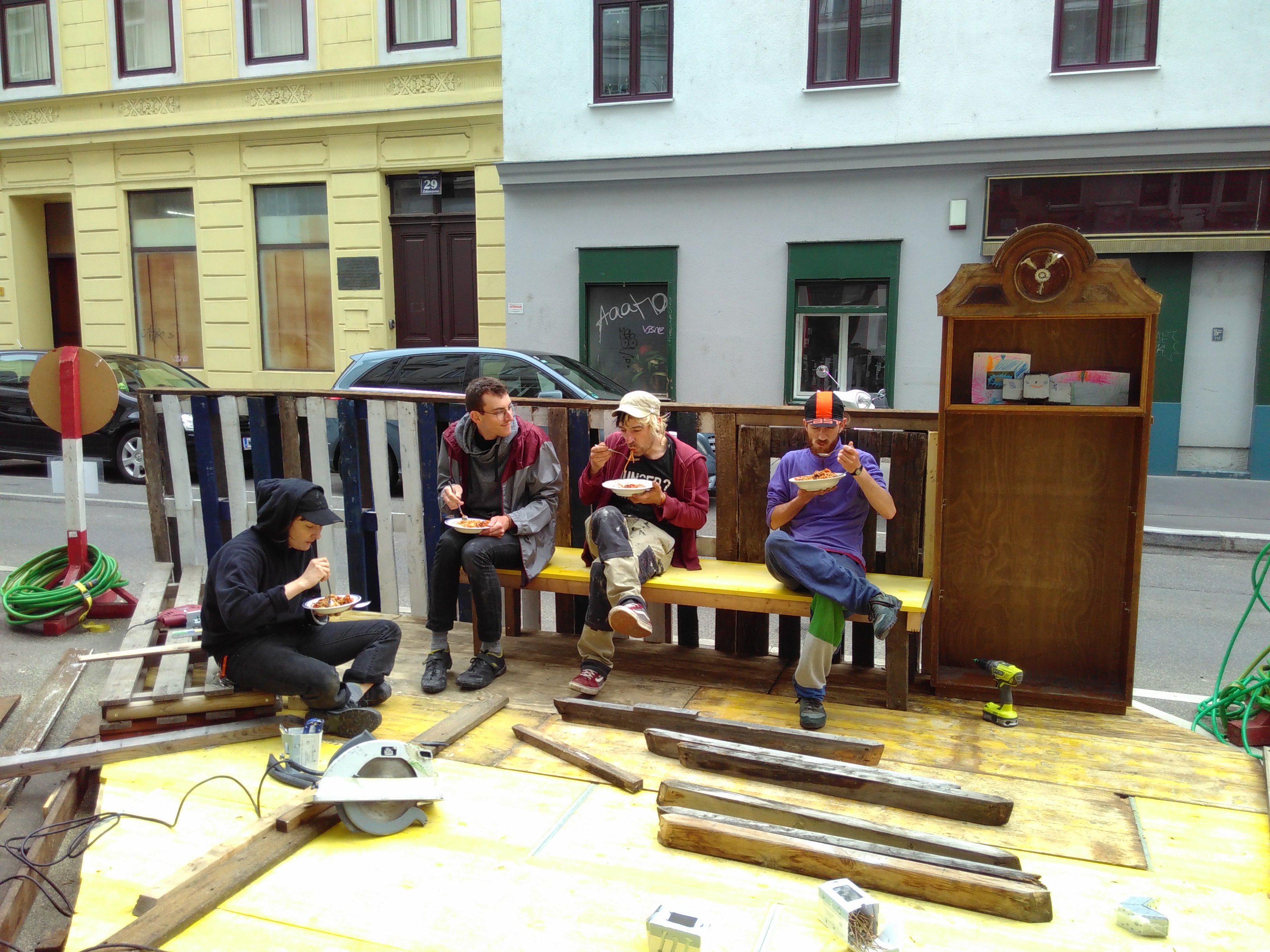 Wir haben (uns) Platz genommen
